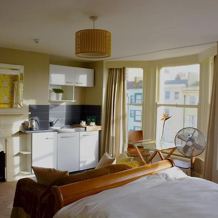 Amherst Brighton Екстер'єр фото
