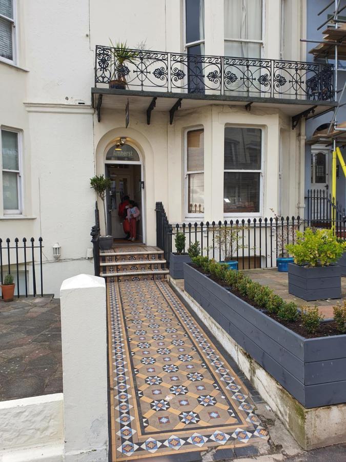 Amherst Brighton Екстер'єр фото