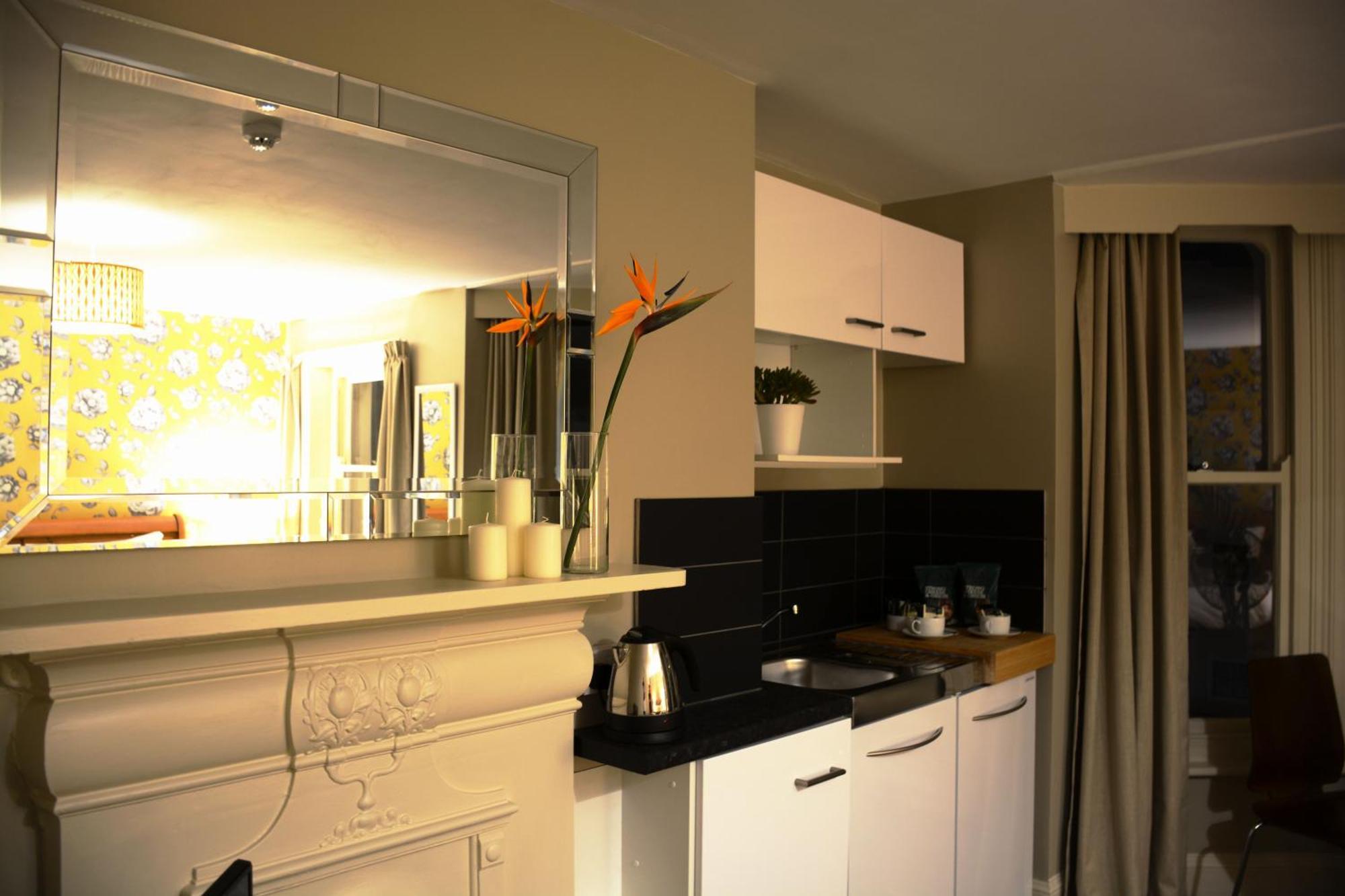 Amherst Brighton Екстер'єр фото