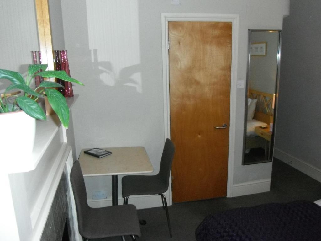 Amherst Brighton Екстер'єр фото