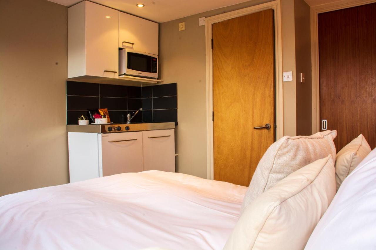 Amherst Brighton Екстер'єр фото